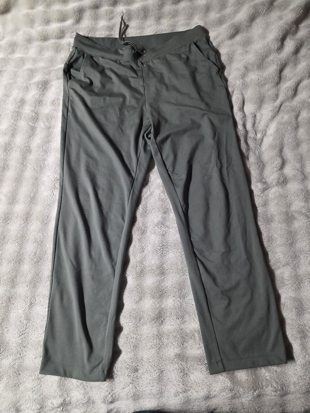 Yogalicious Women's Olive Drawstring Joggers